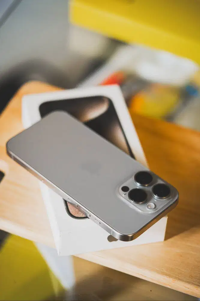 iPhone 15 Pro 128 GB Natural Titanium ex iBox