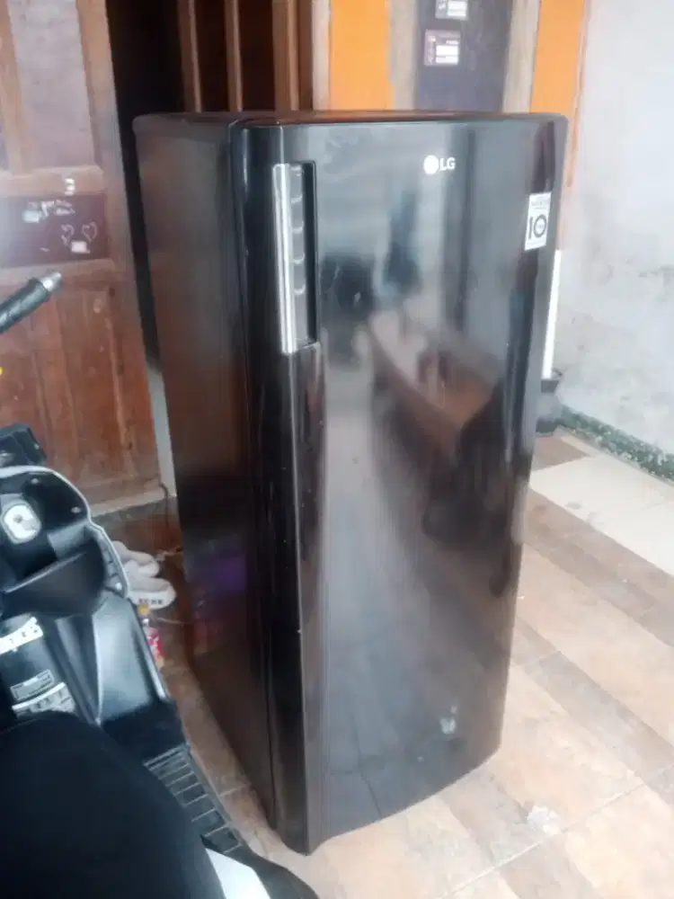 Frezzer LG inverter 6 rak