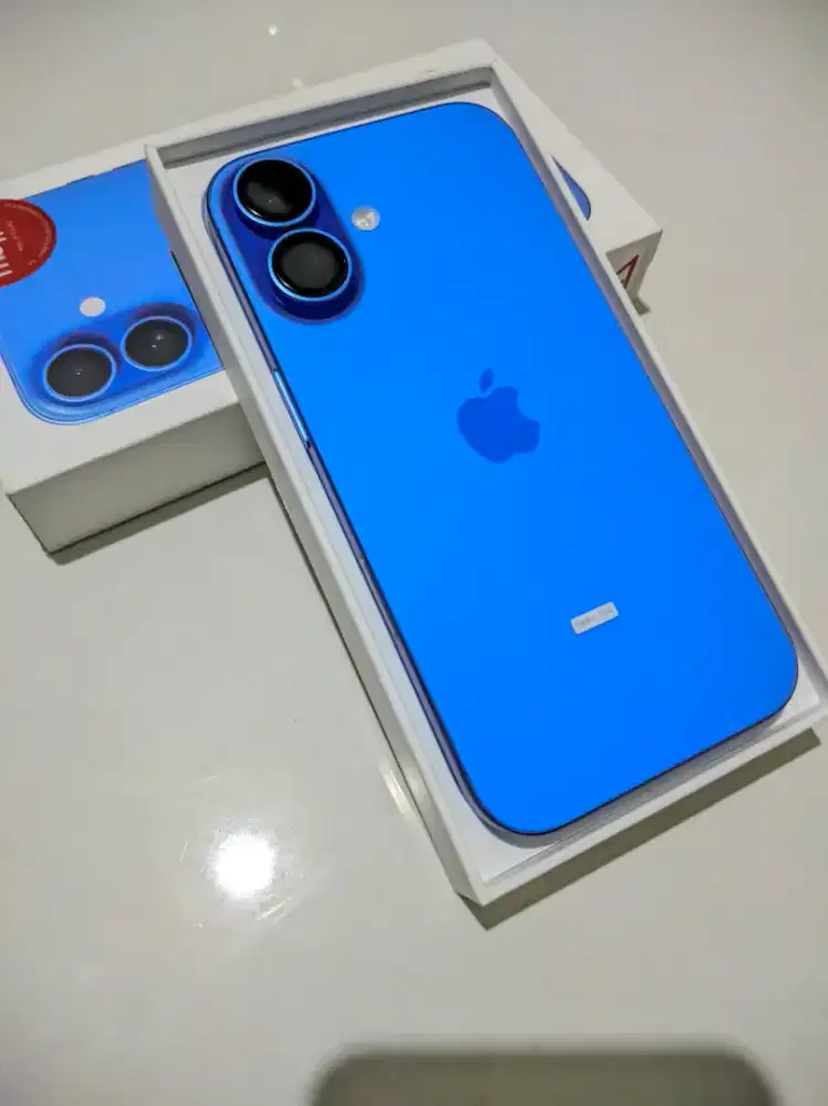 iPhone 16 256Gb iBox