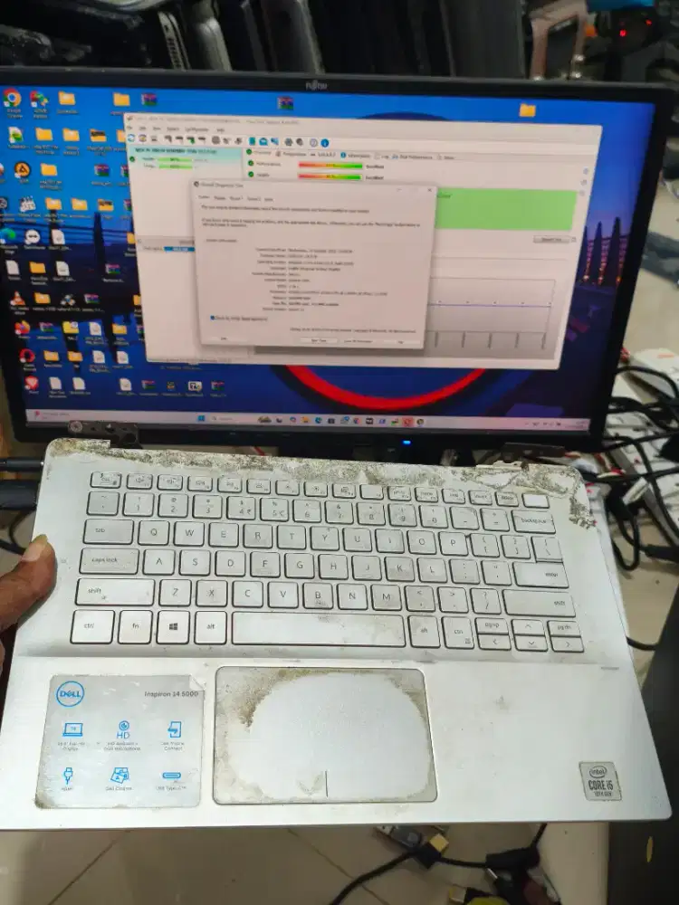 Laptop  Dell Inspiron 5490 tanpa Layar jadi PC portabel. i5-10210U