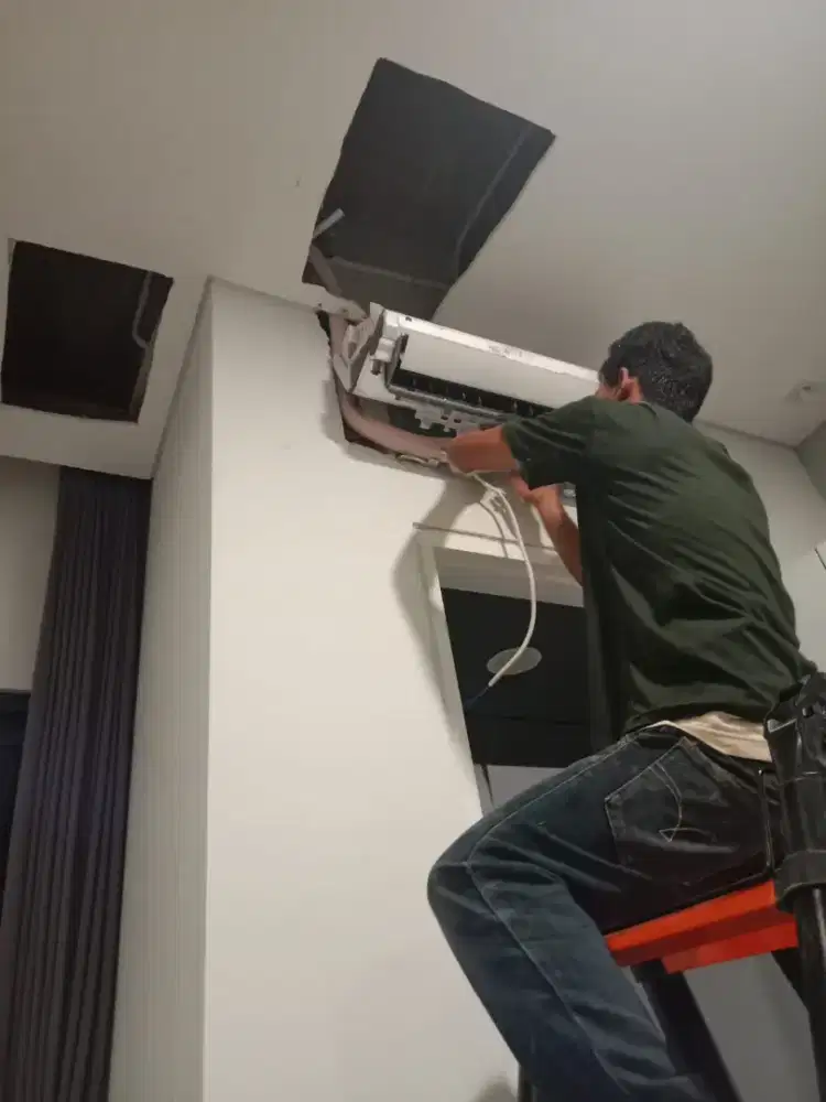 BONGKAR/PASANG AC, INSTALASI DAN SERVICE AC BERGARANSI