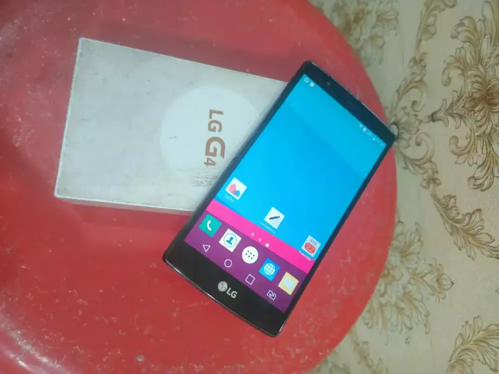 LG G4 ram 3/32 normal semua nya mlus hp sm dus nya