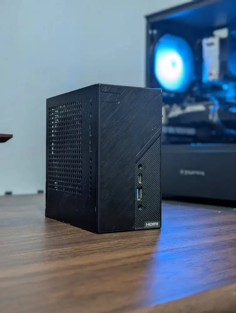 Desk Mini AsRock X300 Ryzen 5 2400G 16GB