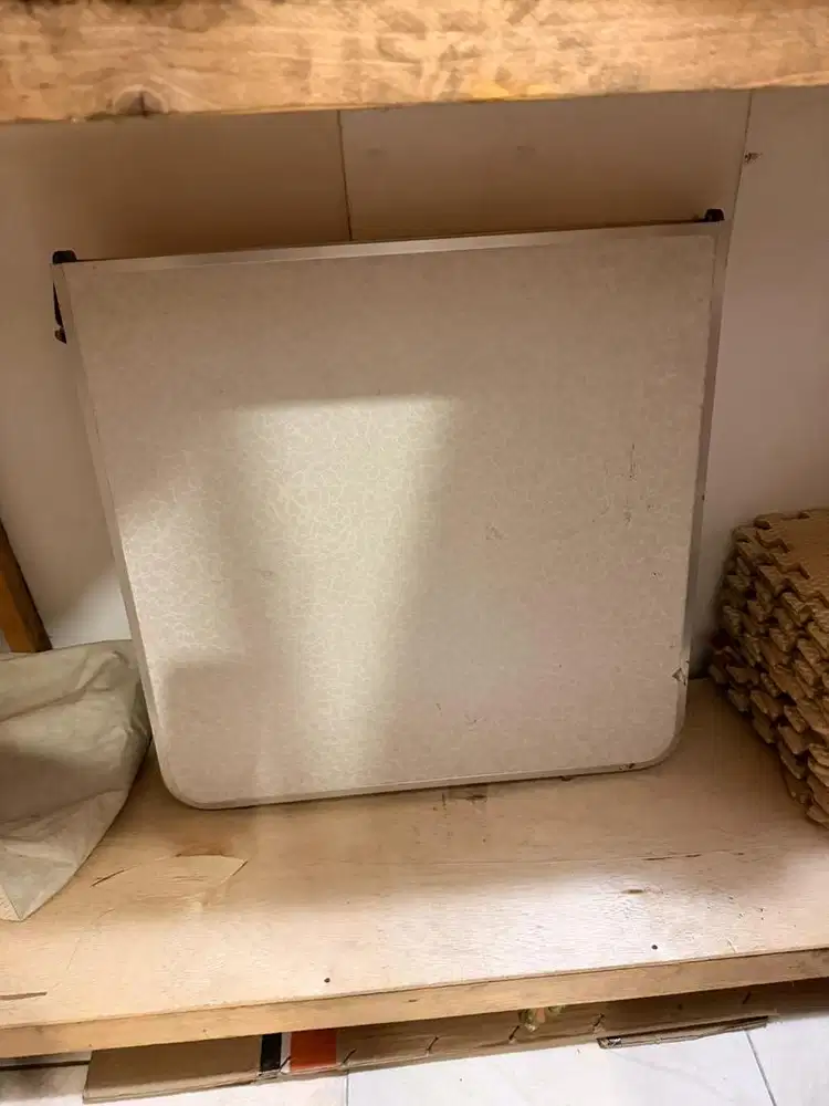 dijual cepat papan tulis white board