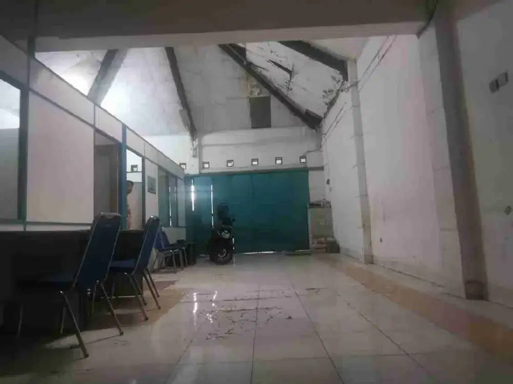 disewakan gudang / kantor / ruang usaha di andir