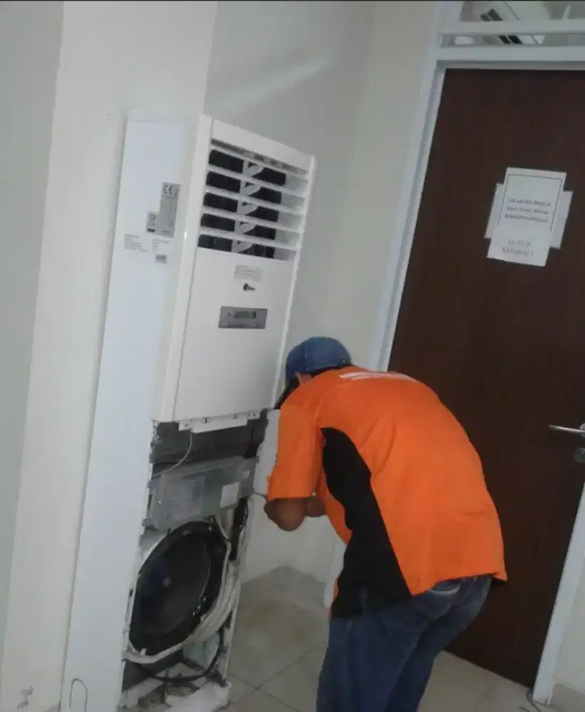 Service AC dan bongkar pasang AC baru/ bekas.