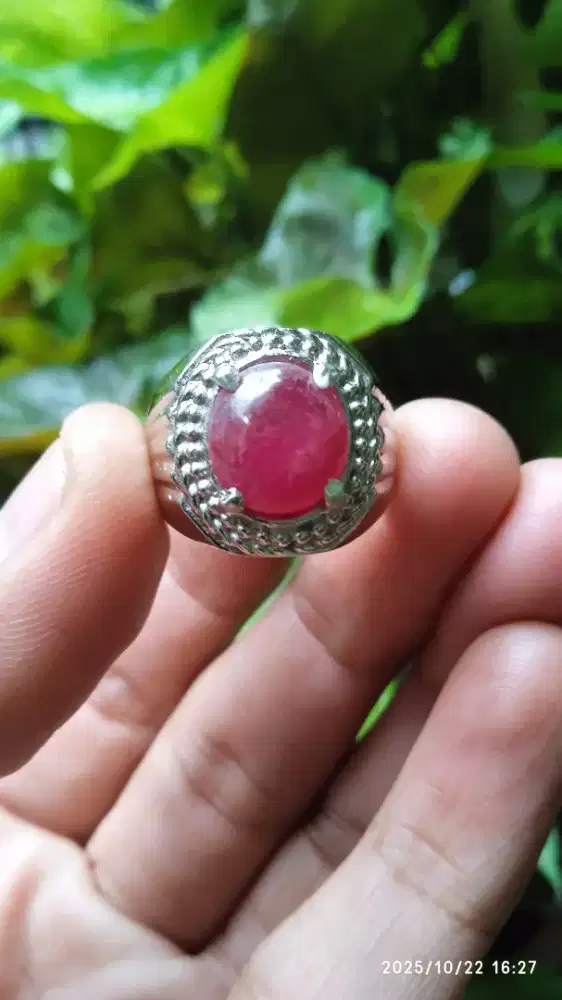 RUBY PIGEON BLOOD NATURAL