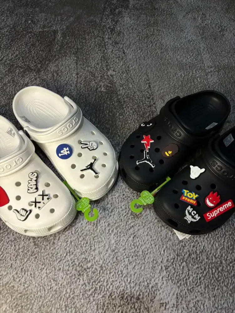 Sendal Crocs GEN-Z