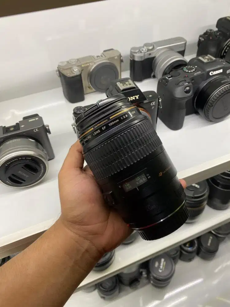 Lensa macro fix 100mm ultrasonic USM normal siap pakai