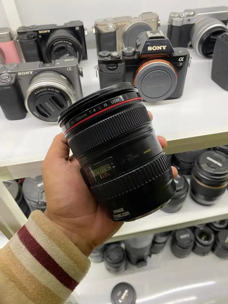 Lensa zoom canon 24-105 L series normal