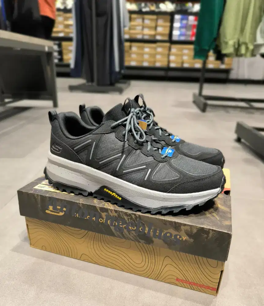 SEPATU SKECHERS TRAIL ADVENTURE GOODYEAR LAST ONLY 43/28CM (BINB NEW)