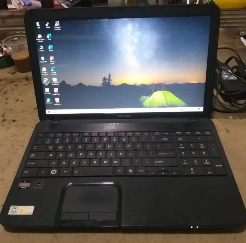 Laptop Toshiba C855