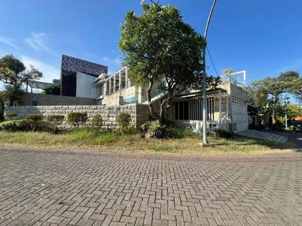 RUMAH ALA VILLA TAMAN HUNIAN SATELIT FULL FURNISH, SWIMMING POOL
