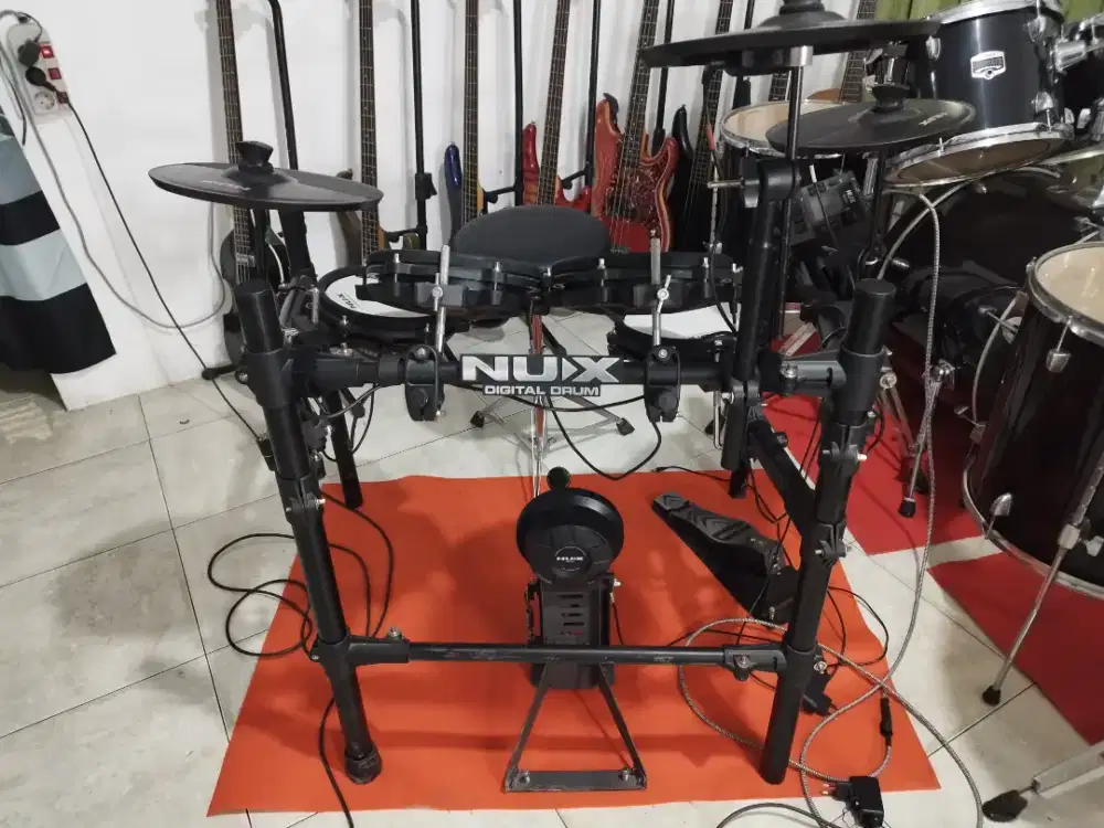 DRUM ELEKTRIK NUX DM210 MULUS