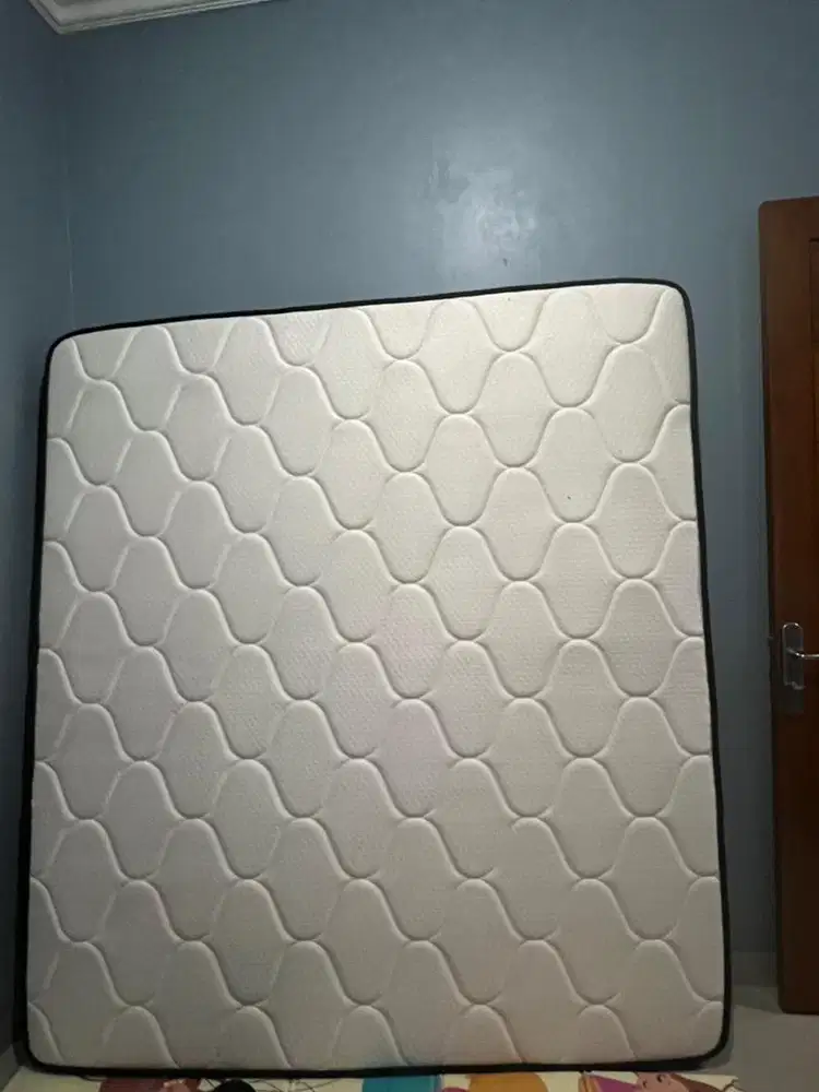 Di Jual Cepat springbed Orthopedi 1.000.000 aja karena mau pindahan