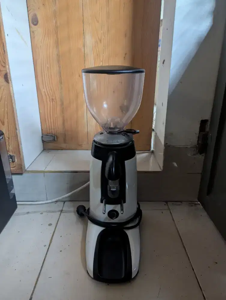 Grinder kopi compak K3 touch