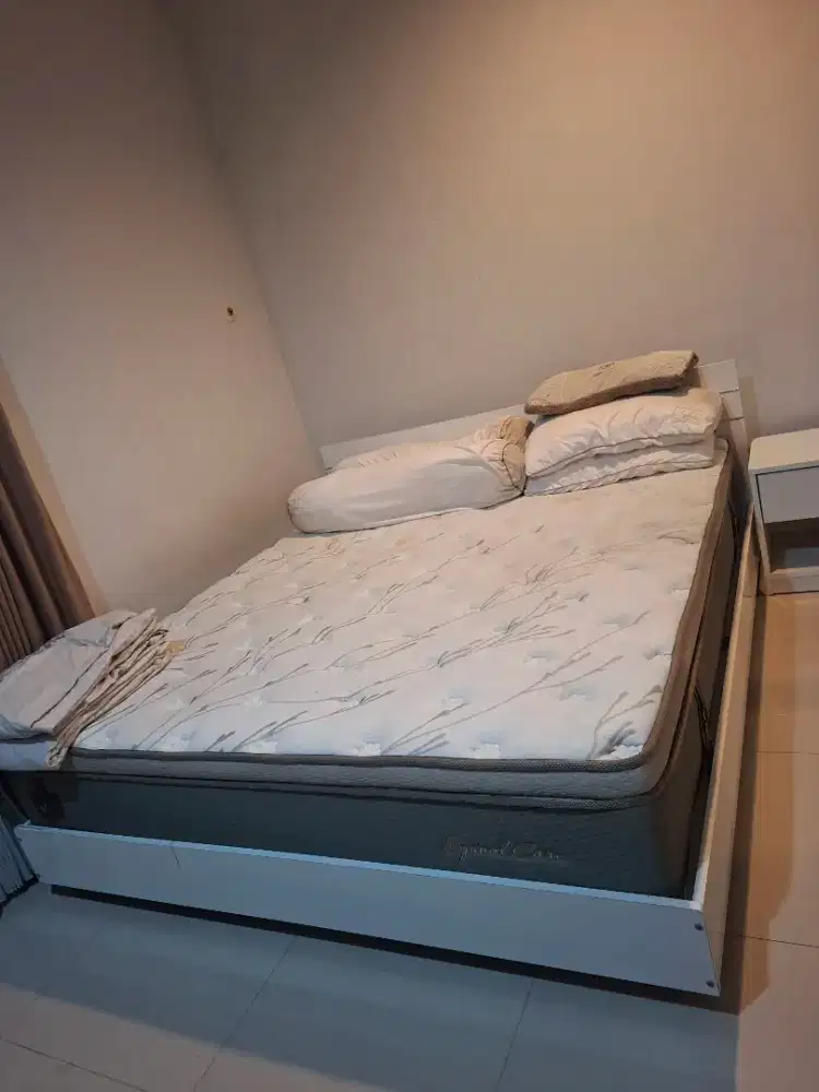 sprimg bed lady americana set dipan dan 2 nakas import Usa uk 180x 200