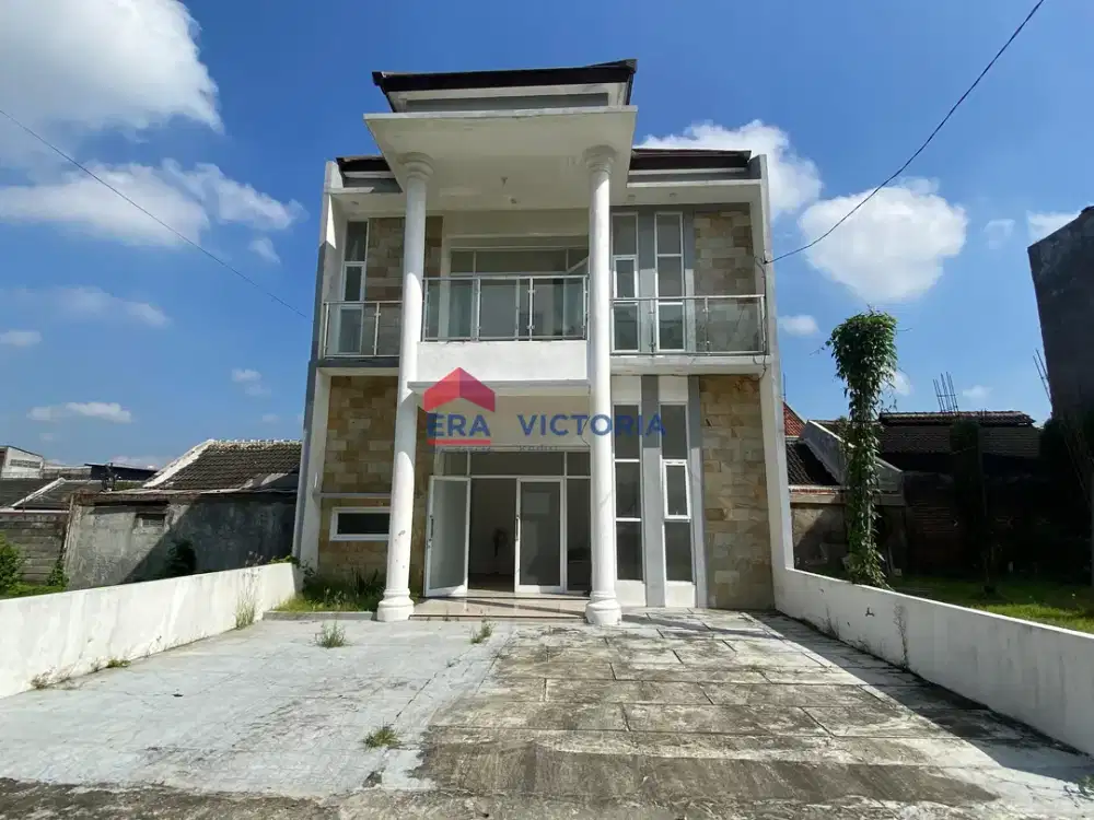 Rumah Strategis di Bella Mansion – Nyaman, Luas, dan Modern