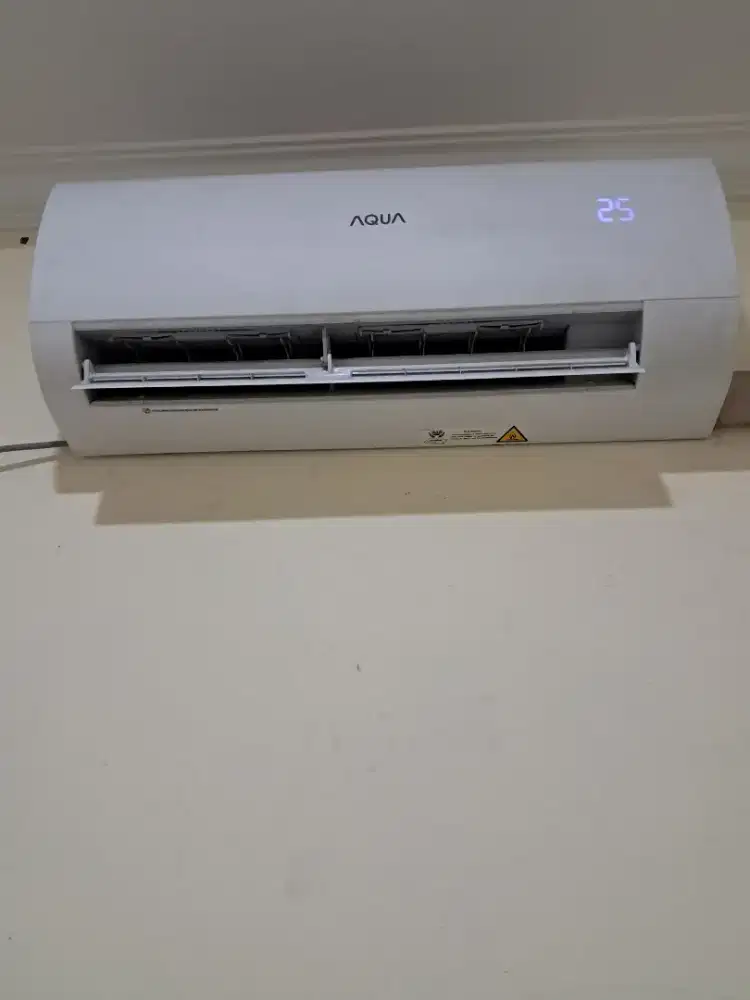 AC Aqua 1/2 PK good condition