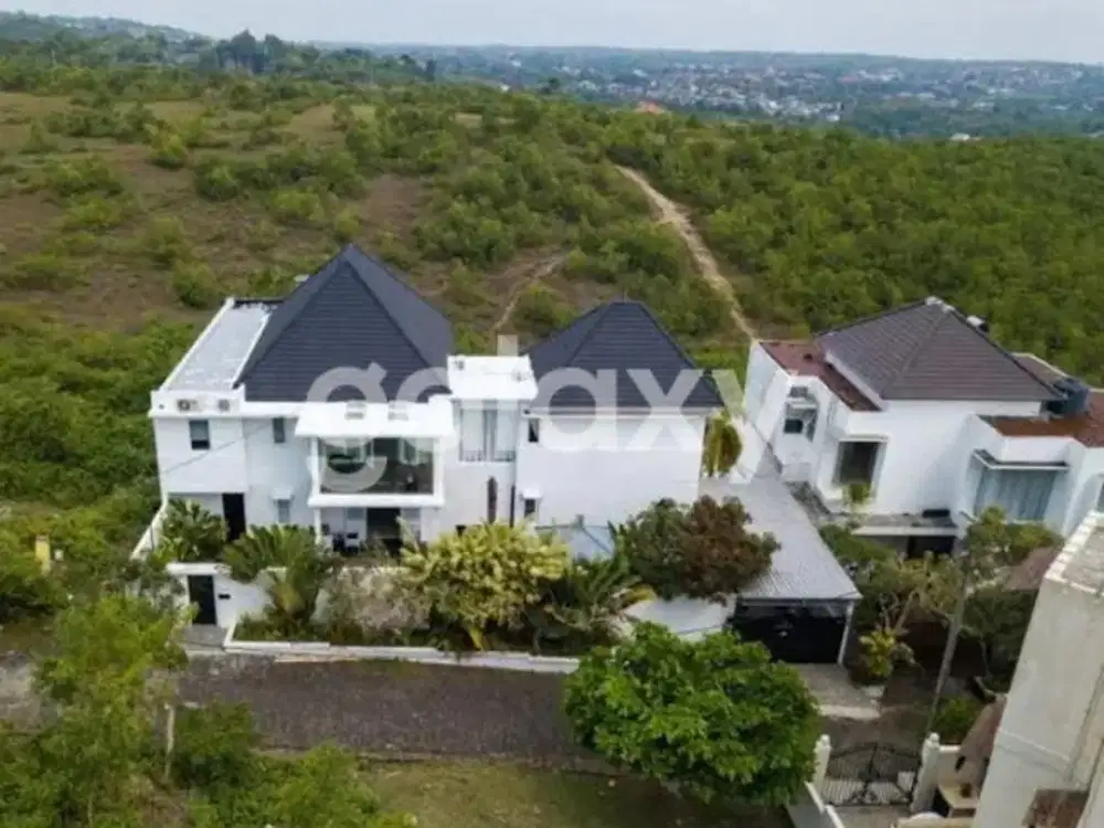 VILLA BAGUS 3 LANTAI GOA GONG UNGASAN BADUNG, BALI