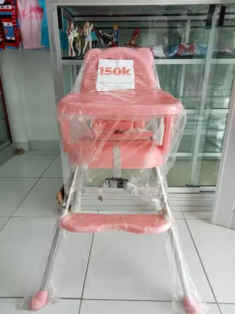 Kursi bayi atau ayunan bayi