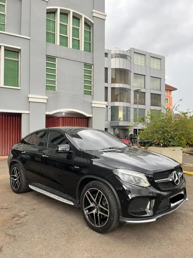 Mercedes Benz GLE43 2019 Coupe / AMG Line / Full Spec
