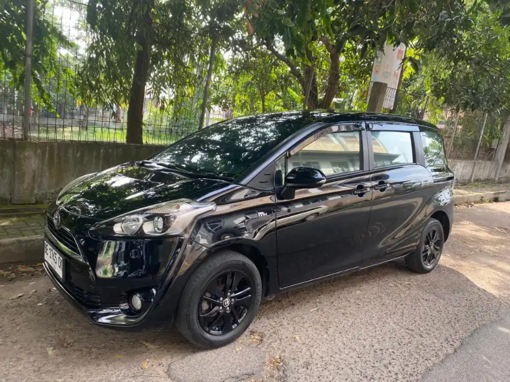 Sienta G matic 1.5cc