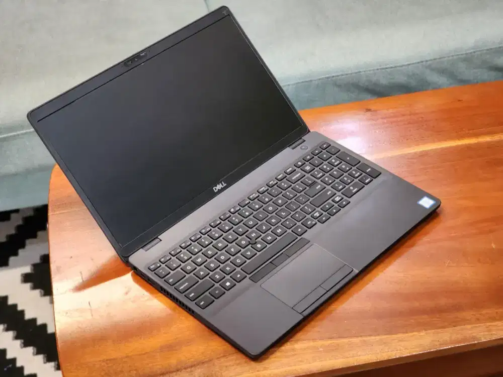 512GB SSD! DELL 5500 Bezelless Core i7 Quadcore Siap Editing Coding