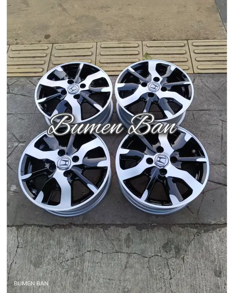 Velg Oem Honda Brio R14 Pcd 4x100 Black Polish