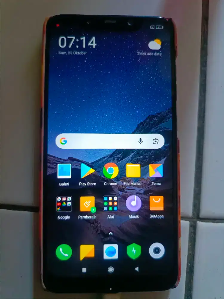 Xiaomi pocophone F1 ram 6/64