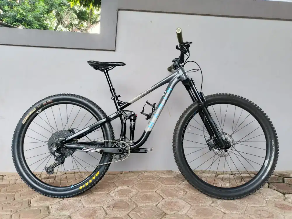 Sepeda marin rift zone1 29er upgrade