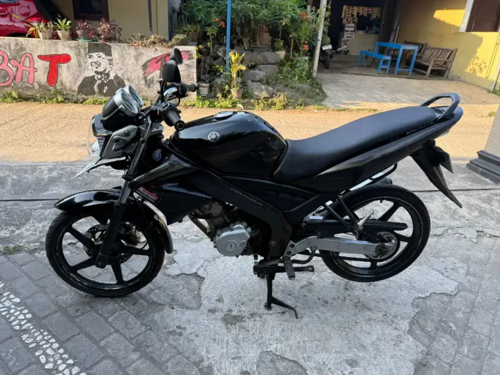 Yamaha Vixion THN 2010 plat AB sleman