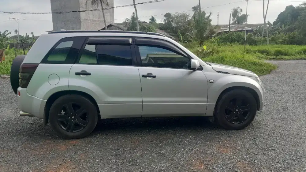 Grand vitara 2007 2.0 manual.