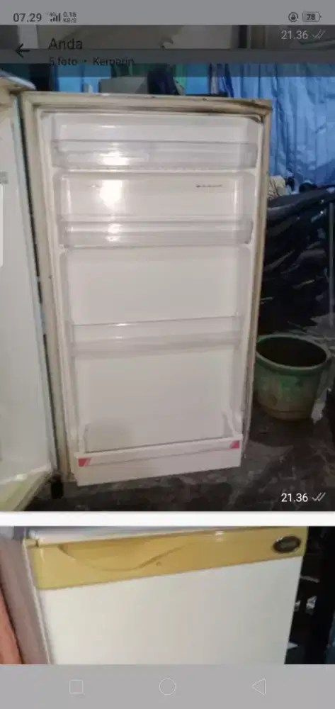 Kulkas bekas mrek sanyo