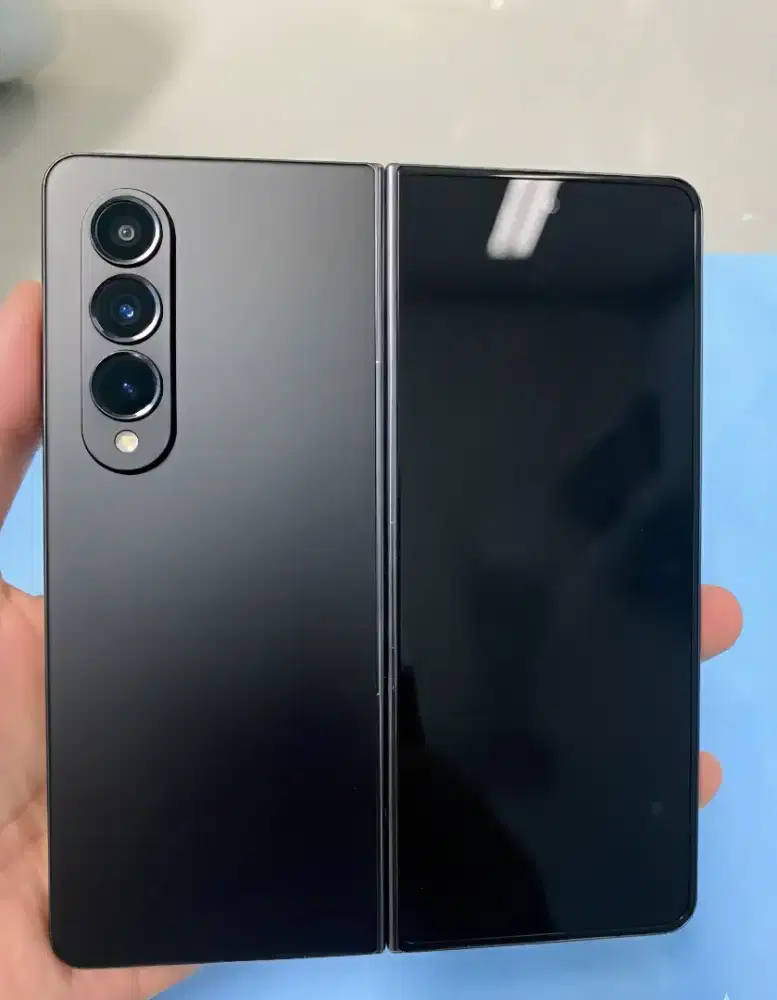 Samsung Galaxy Z fold 4 512Gb warna hitam ex sein fullset mulus