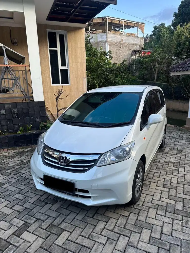 Honda Freed 2012 Facelift tipe S