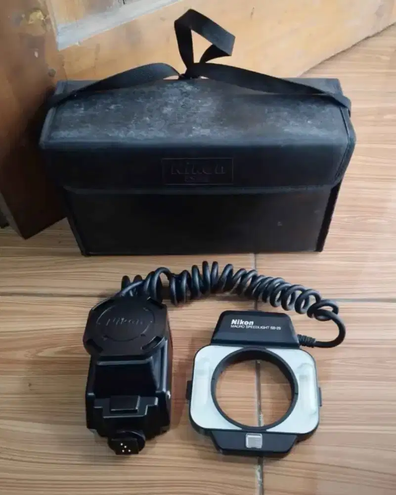 Lampu flash mackro Nikon