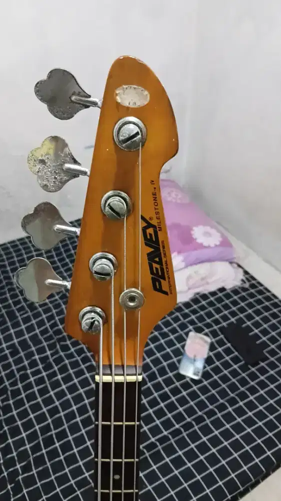 Bass Peavey traditional series millestone 4 made in vietnam