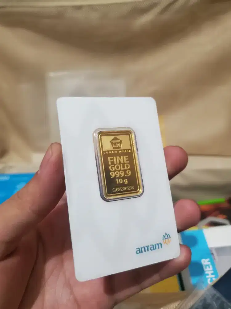 Logam mulia antam 10 gram