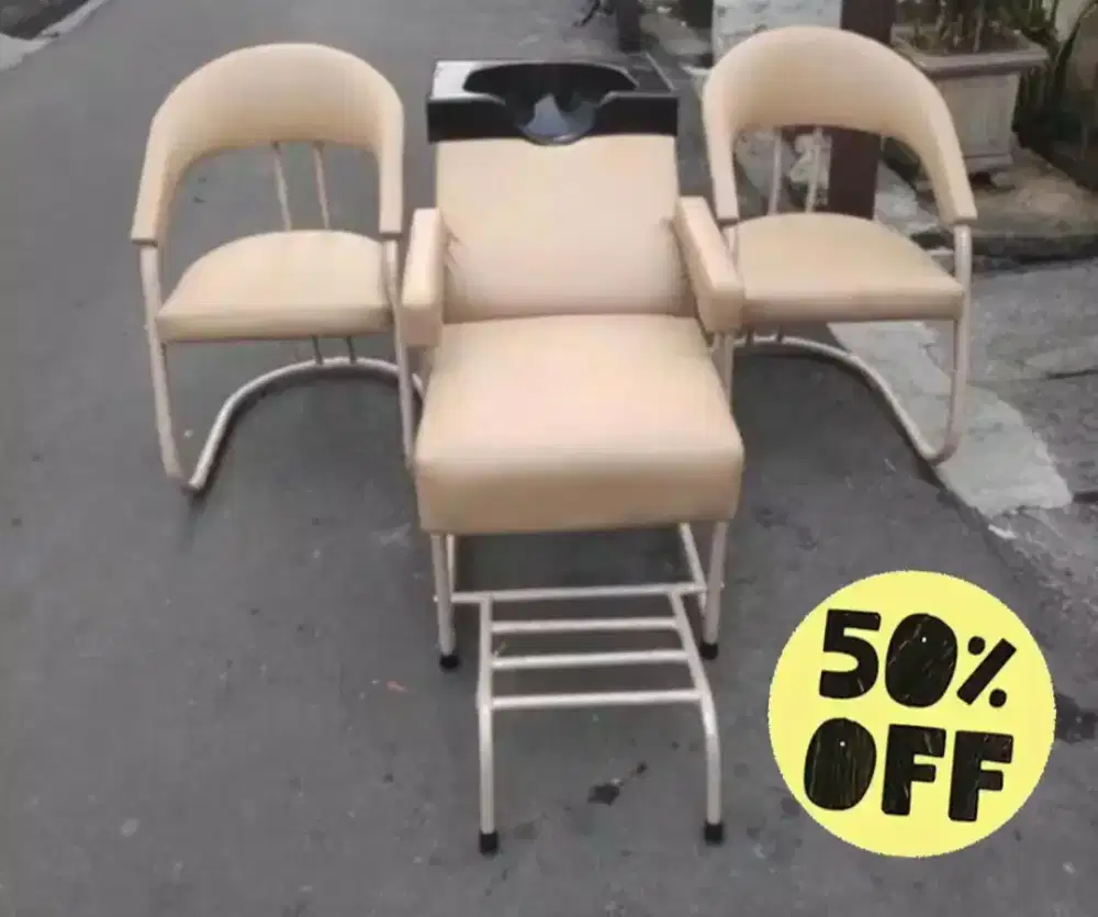 Set Kursi Salon dan Washback