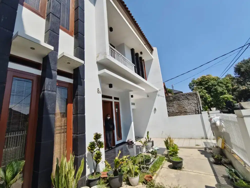 Rumah minimalis siap huni jalan lebar di turangga buah batu