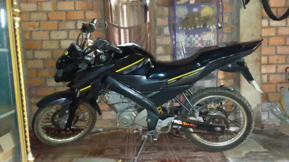 Jual Vixion 2017