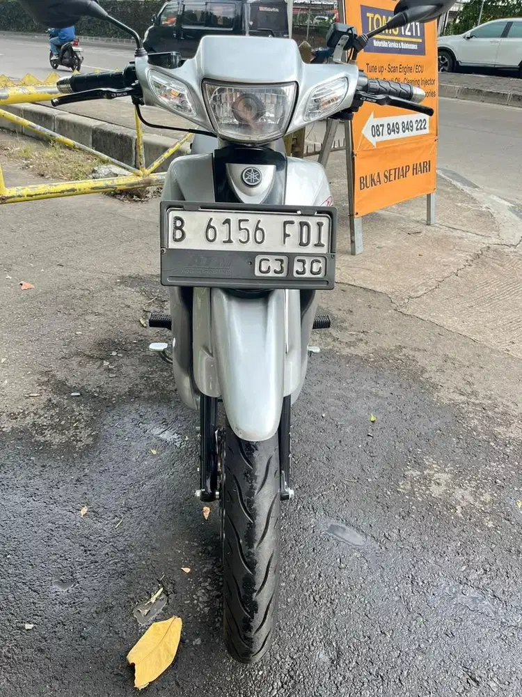 Yamaha FIZR thn 2005