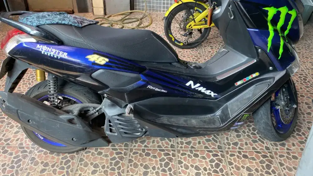 YAMAHA NMAX 2019 MONSTER