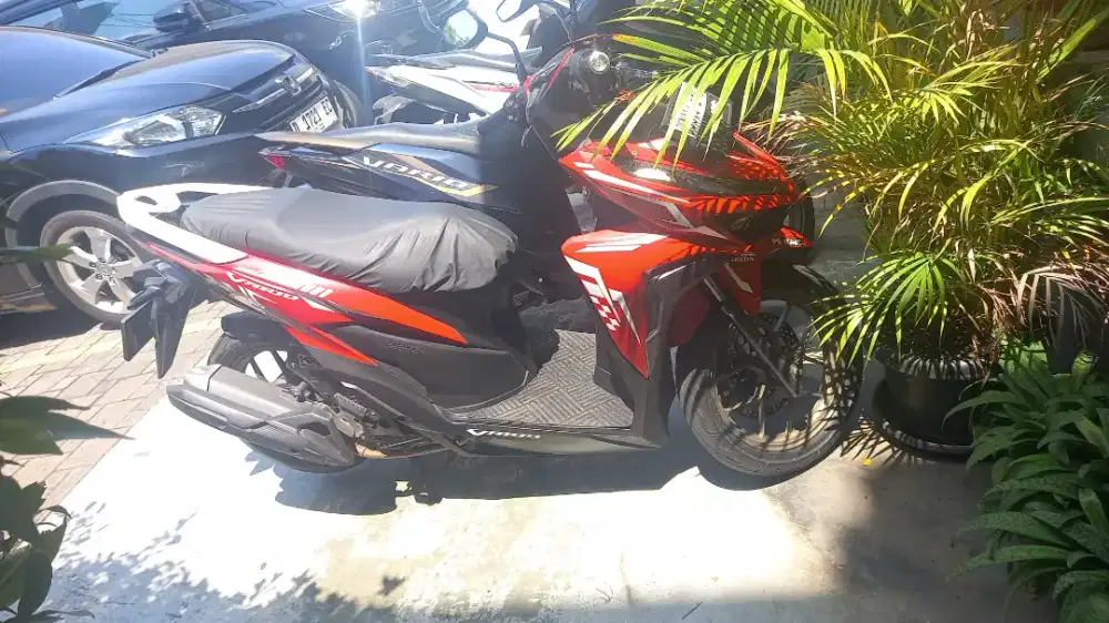 Vario 2019 warna merah