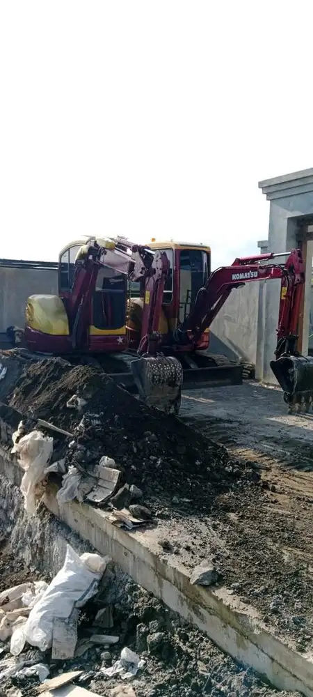 Mini excavator pc30 cabin