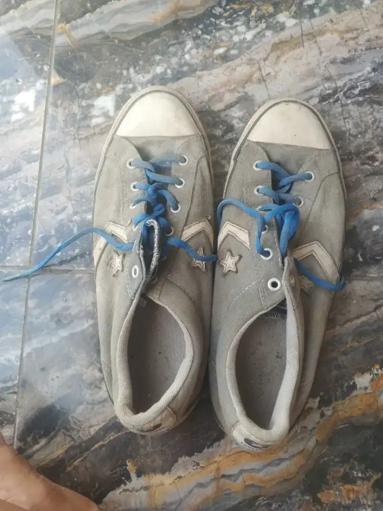 Sepatu Converse