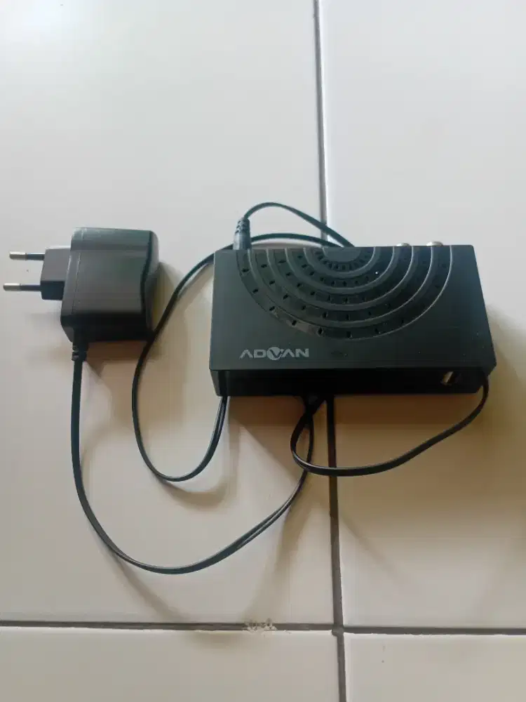 Set Top Box Merk Advanve