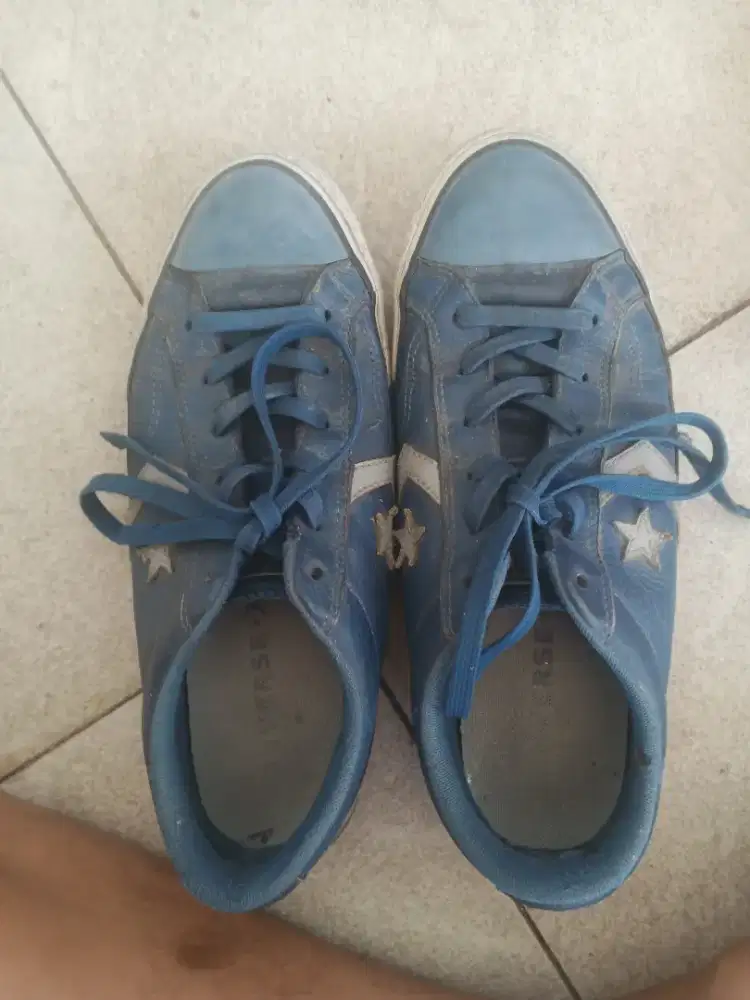 Sepatu Converse