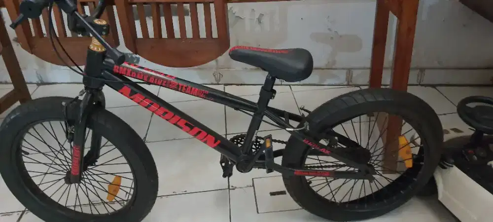 Sepeda anak-anak